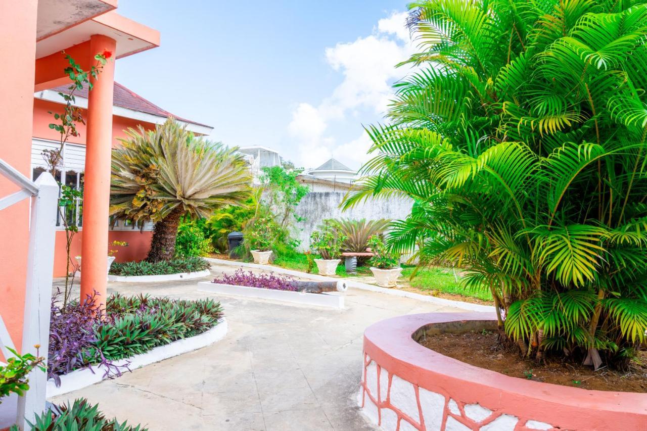 Shields Negril Villas Kültér fotó