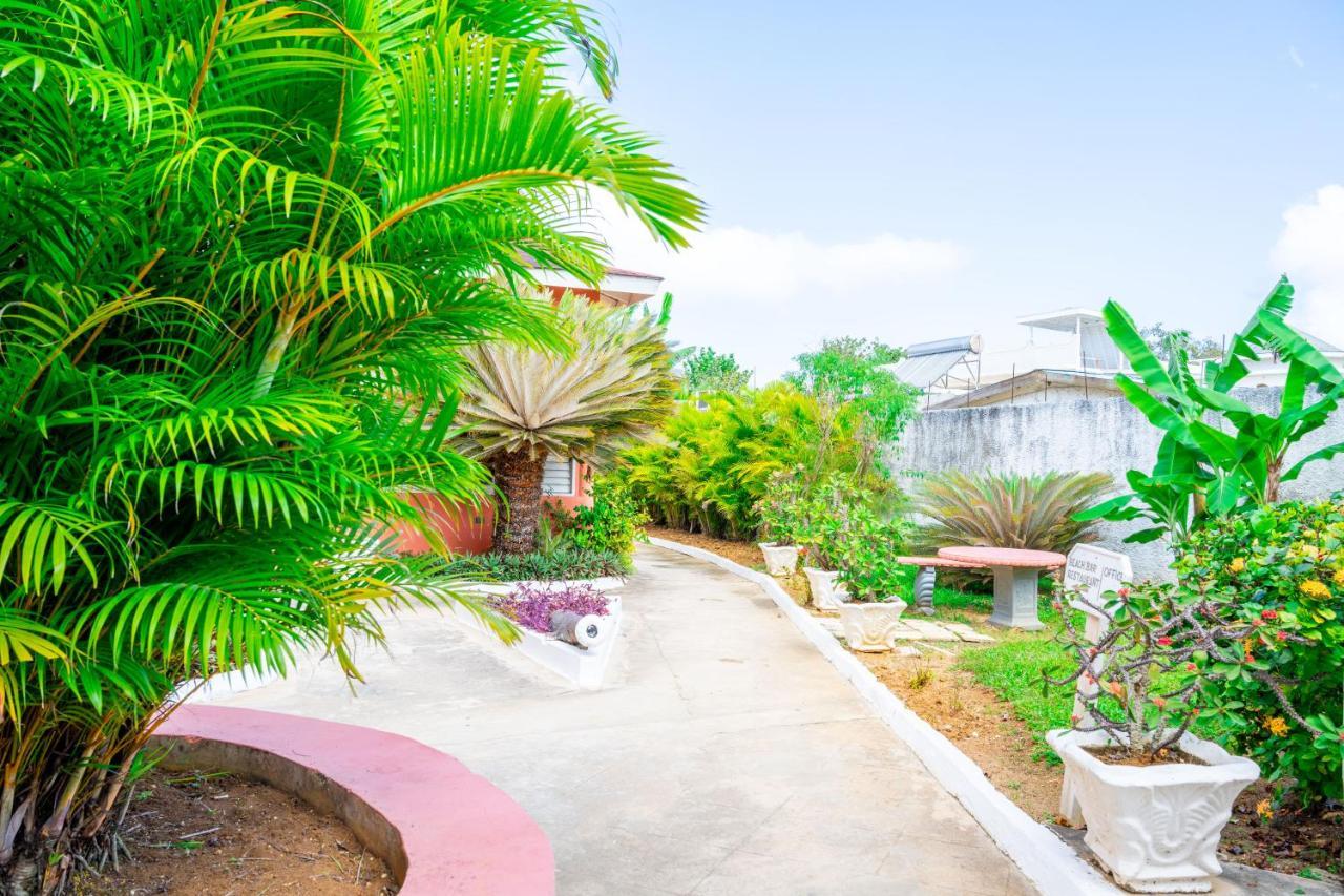 Shields Negril Villas Kültér fotó