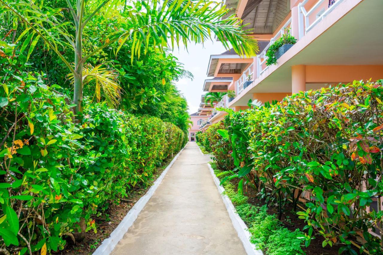 Shields Negril Villas Kültér fotó