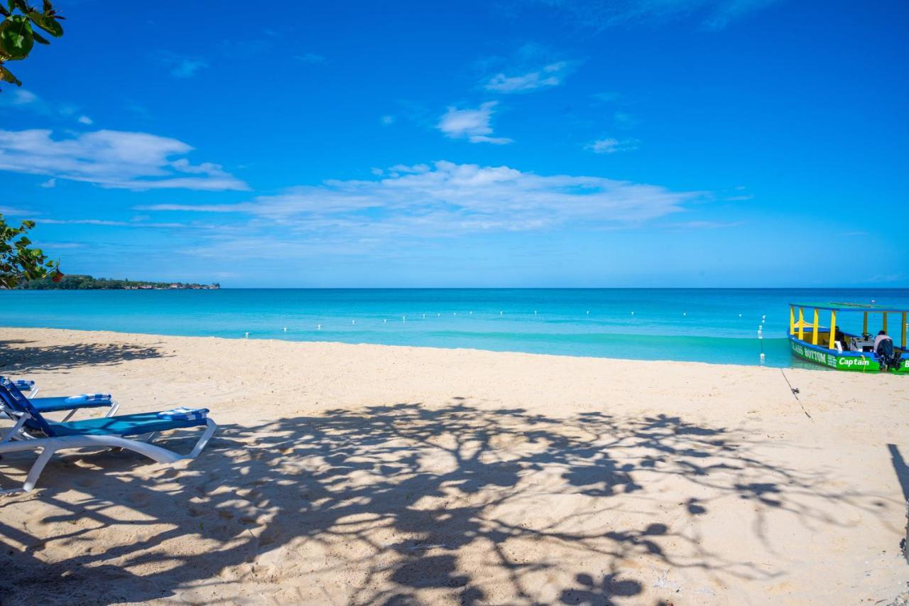 Shields Negril Villas Kültér fotó