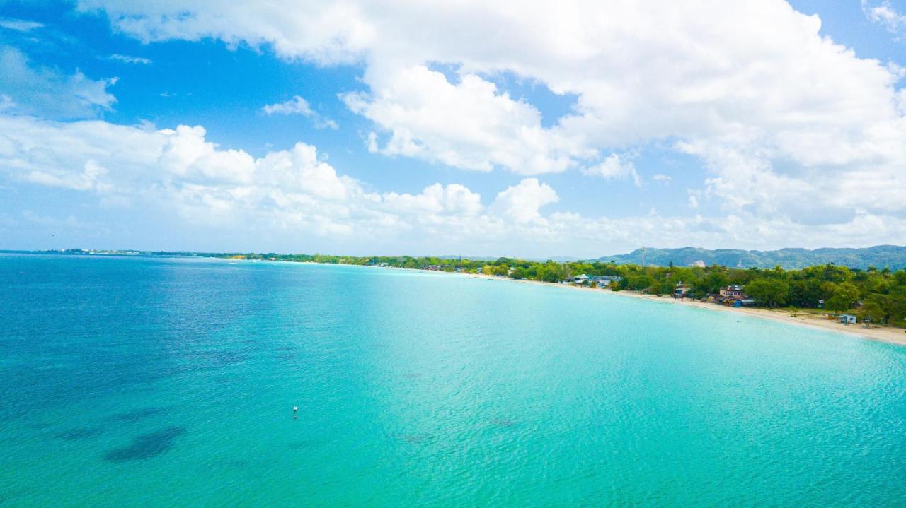 Shields Negril Villas Kültér fotó