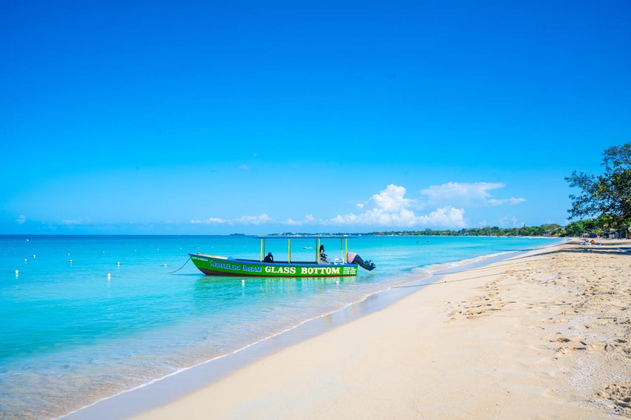 Shields Negril Villas Kültér fotó