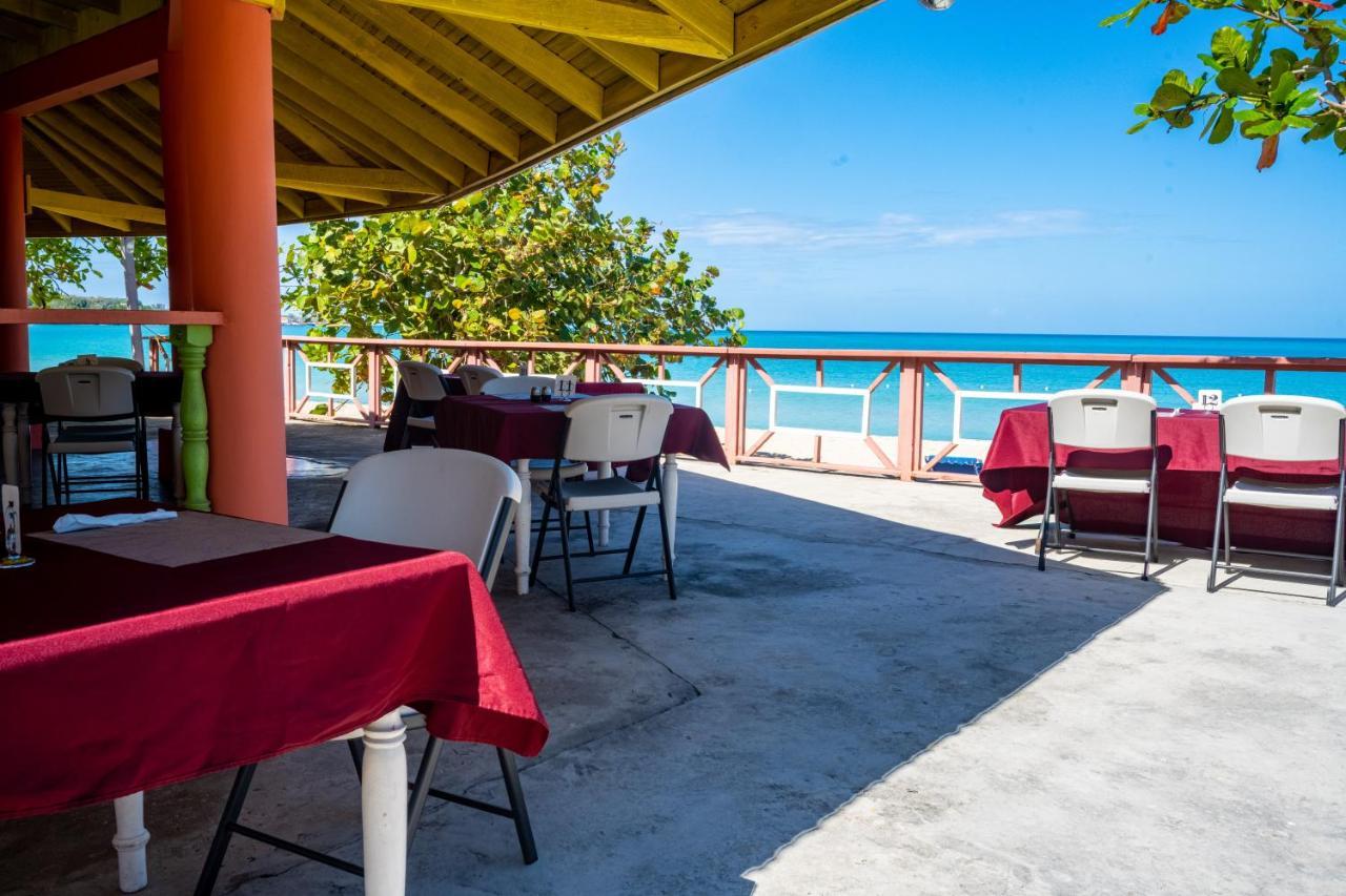 Shields Negril Villas Kültér fotó