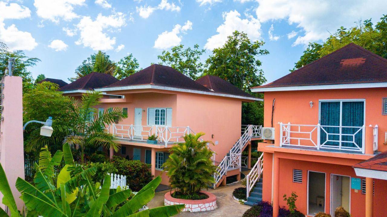 Shields Negril Villas Kültér fotó
